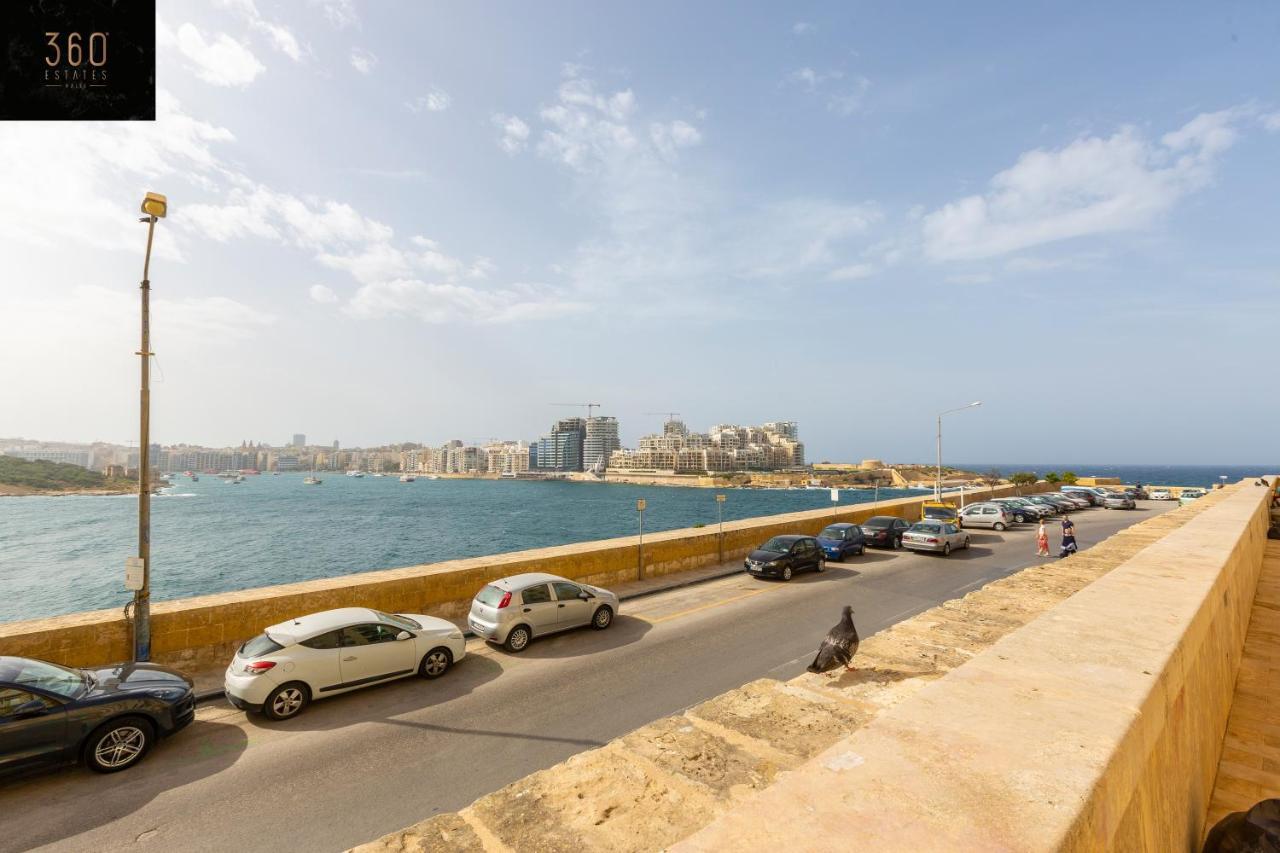 Seafront - Top Location, Top Floor With Wifi & Ac By 360 Estates Valletta Kültér fotó